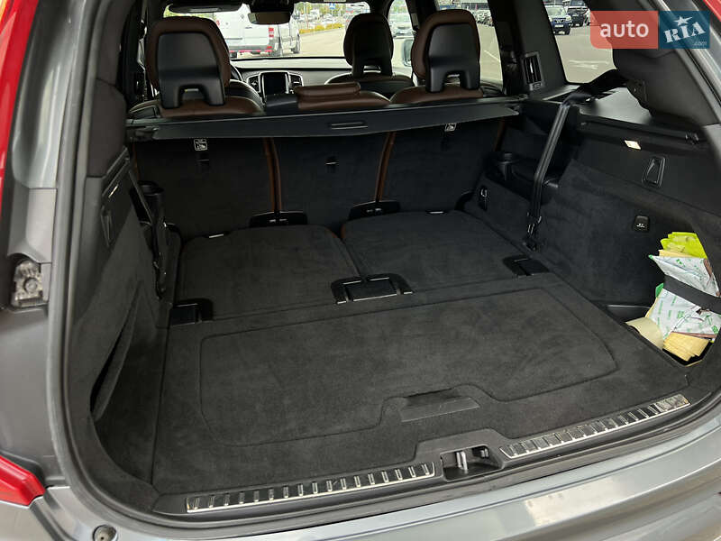 Позашляховик / Кросовер Volvo XC90 2017 в Києві