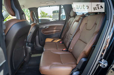 Позашляховик / Кросовер Volvo XC90 2019 в 