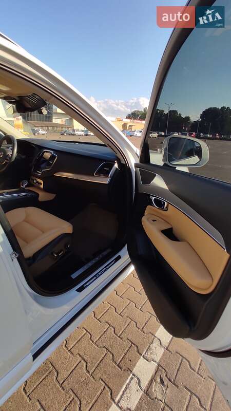 Внедорожник / Кроссовер Volvo XC90 2015 в Житомире