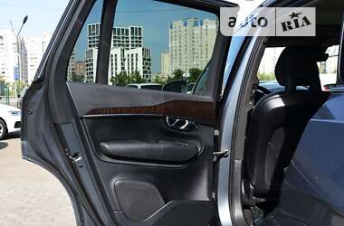 Внедорожник / Кроссовер Volvo XC90 2016 в 
