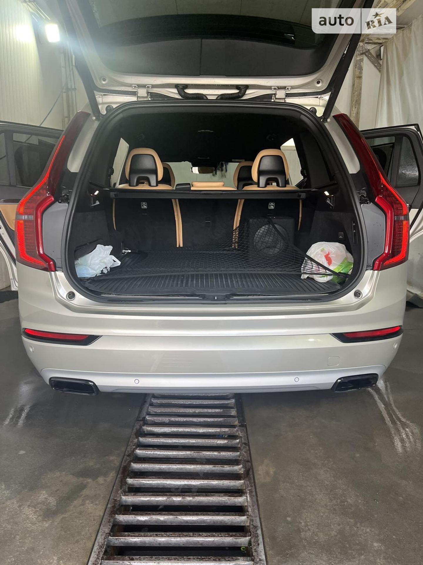 2017 Volvo XC90 - мініатюра 9