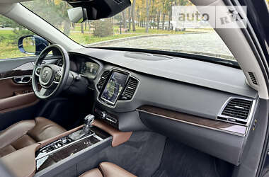 Внедорожник / Кроссовер Volvo XC90 2018 в 