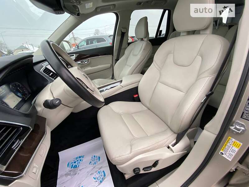 Позашляховик / Кросовер Volvo XC90 2016 в Львові