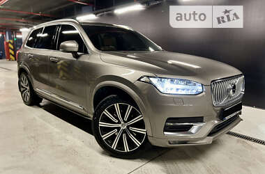 Внедорожник / Кроссовер Volvo XC90 2019 в Киеве