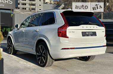 Внедорожник / Кроссовер Volvo XC90 2022 в Киеве