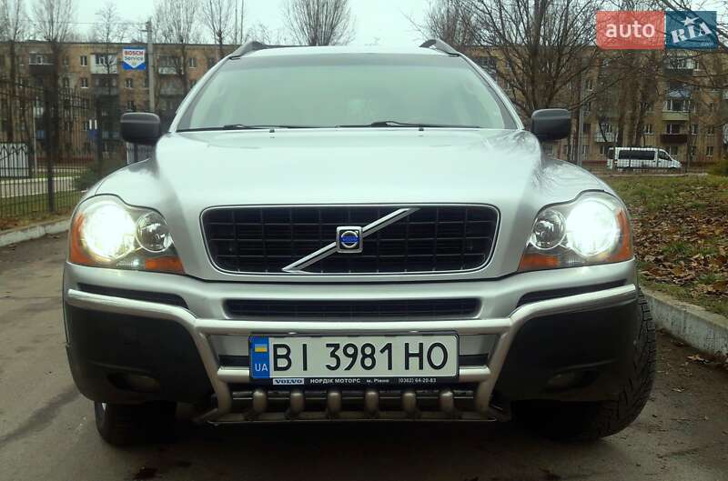 Внедорожник / Кроссовер Volvo XC90 2004 в Кременчуге