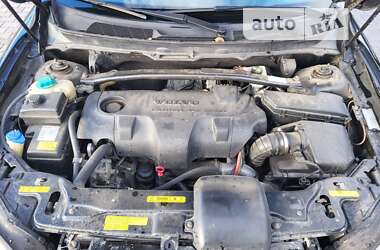 Внедорожник / Кроссовер Volvo XC90 2004 в 