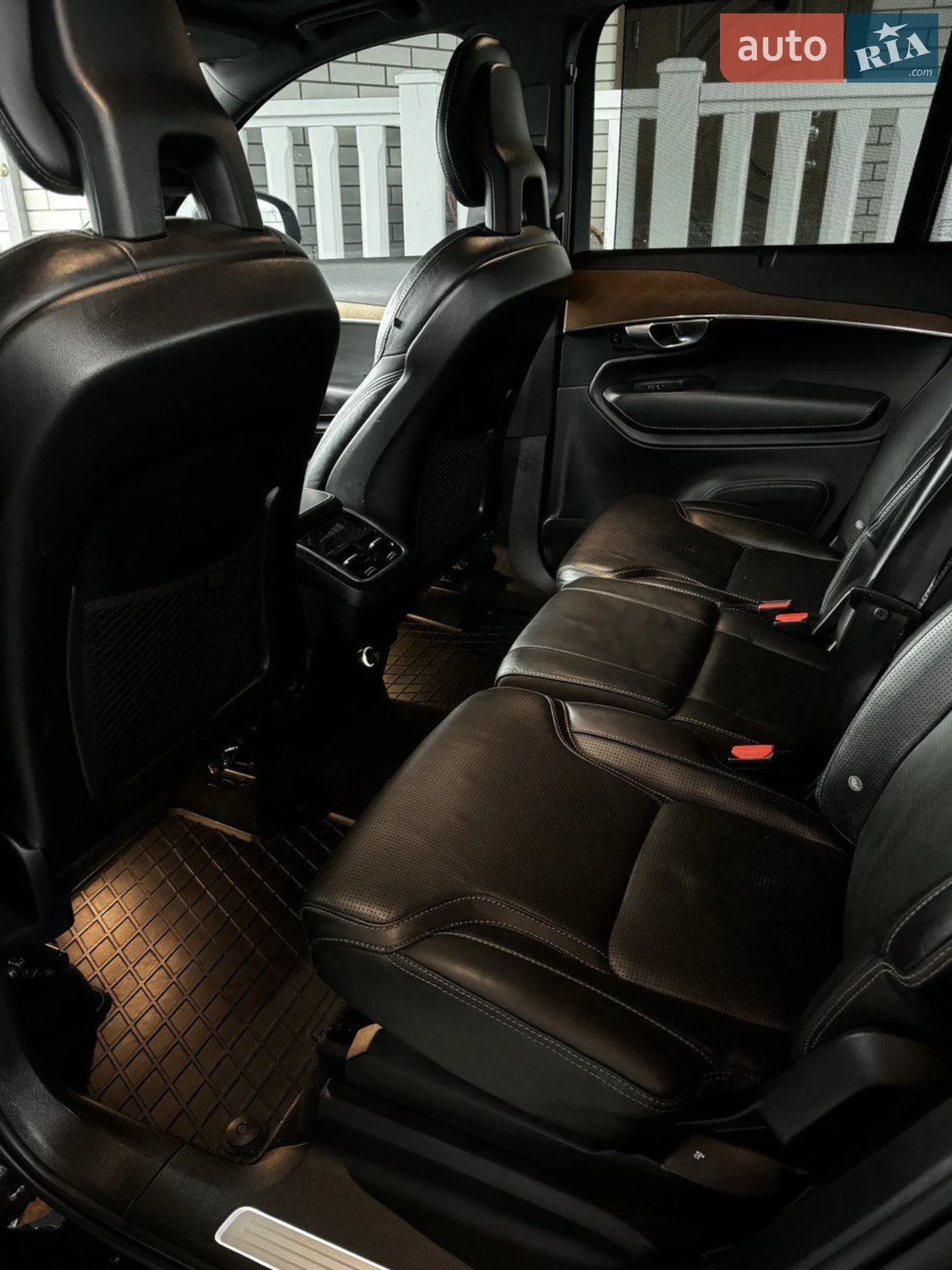 2017 Volvo XC90 - мініатюра 9