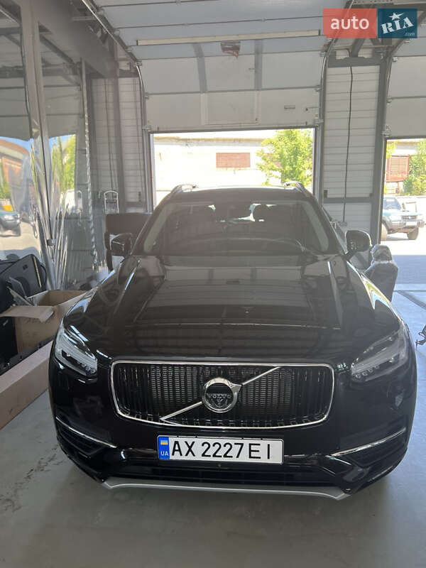 Внедорожник / Кроссовер Volvo XC90 2015 в Полтаве