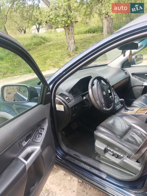Внедорожник / Кроссовер Volvo XC90 2003 в Ужгороде