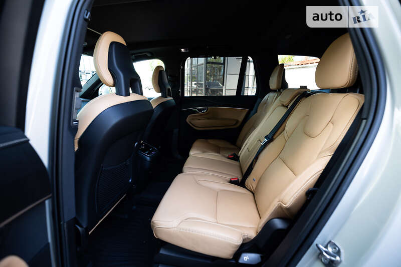 Позашляховик / Кросовер Volvo XC90 2021 в Києві
