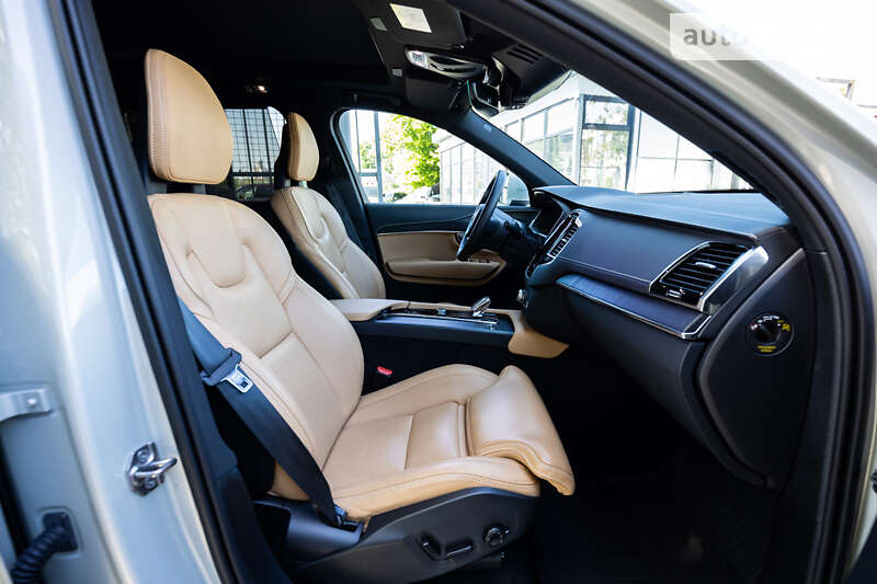 Позашляховик / Кросовер Volvo XC90 2021 в Києві