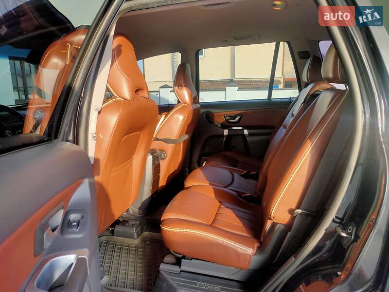Внедорожник / Кроссовер Volvo XC90 2010 в Харькове
