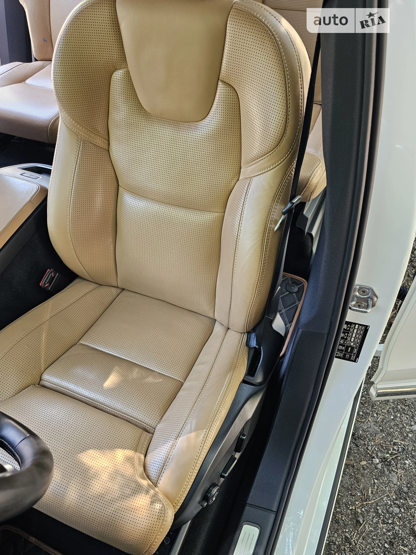 2019 Volvo XC90 - мініатюра 26