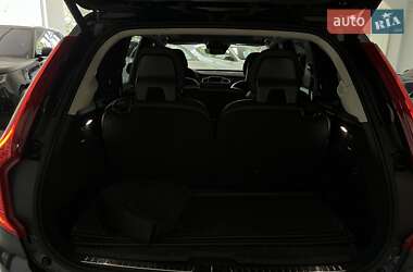 Внедорожник / Кроссовер Volvo XC90 2021 в 