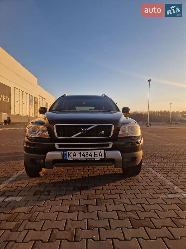 Внедорожник / Кроссовер Volvo XC90 2007 в Киеве