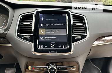 Позашляховик / Кросовер Volvo XC90 2019 в 