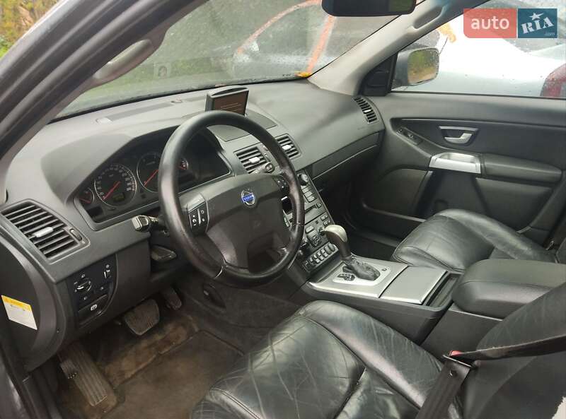 Внедорожник / Кроссовер Volvo XC90 2005 в Корце