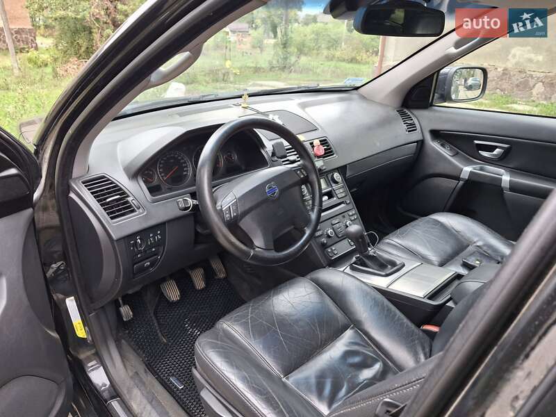 Внедорожник / Кроссовер Volvo XC90 2007 в Черновцах