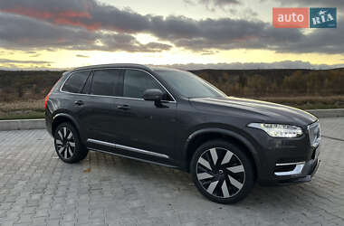 Внедорожник / Кроссовер Volvo XC90 2022 в Киеве