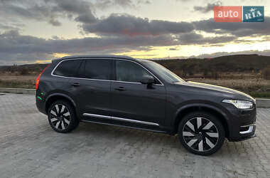 Внедорожник / Кроссовер Volvo XC90 2022 в Киеве