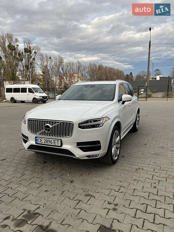 Внедорожник / Кроссовер Volvo XC90 2017 в 