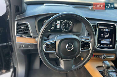 Позашляховик / Кросовер Volvo XC90 2015 в Києві