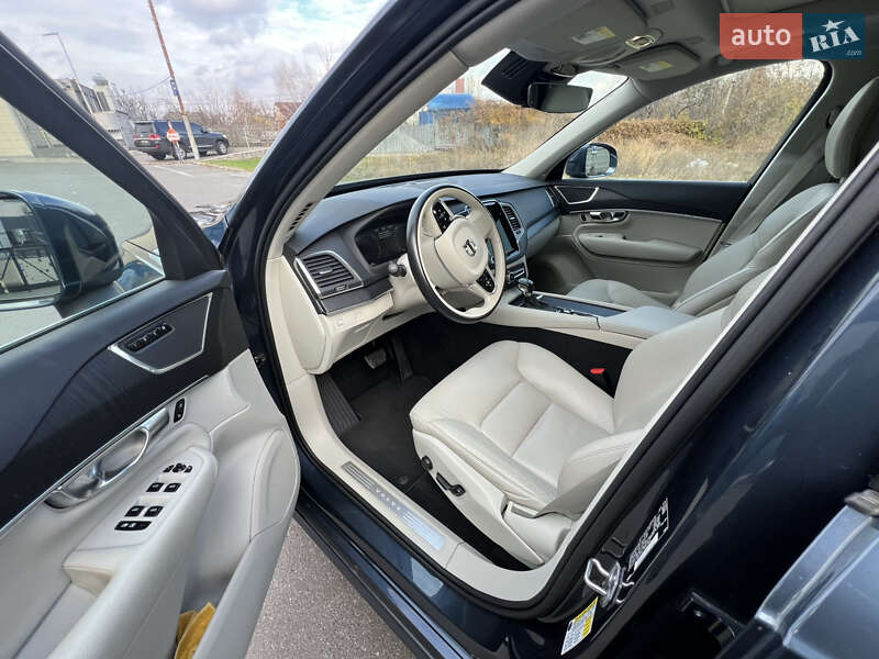 Позашляховик / Кросовер Volvo XC90 2019 в Києві