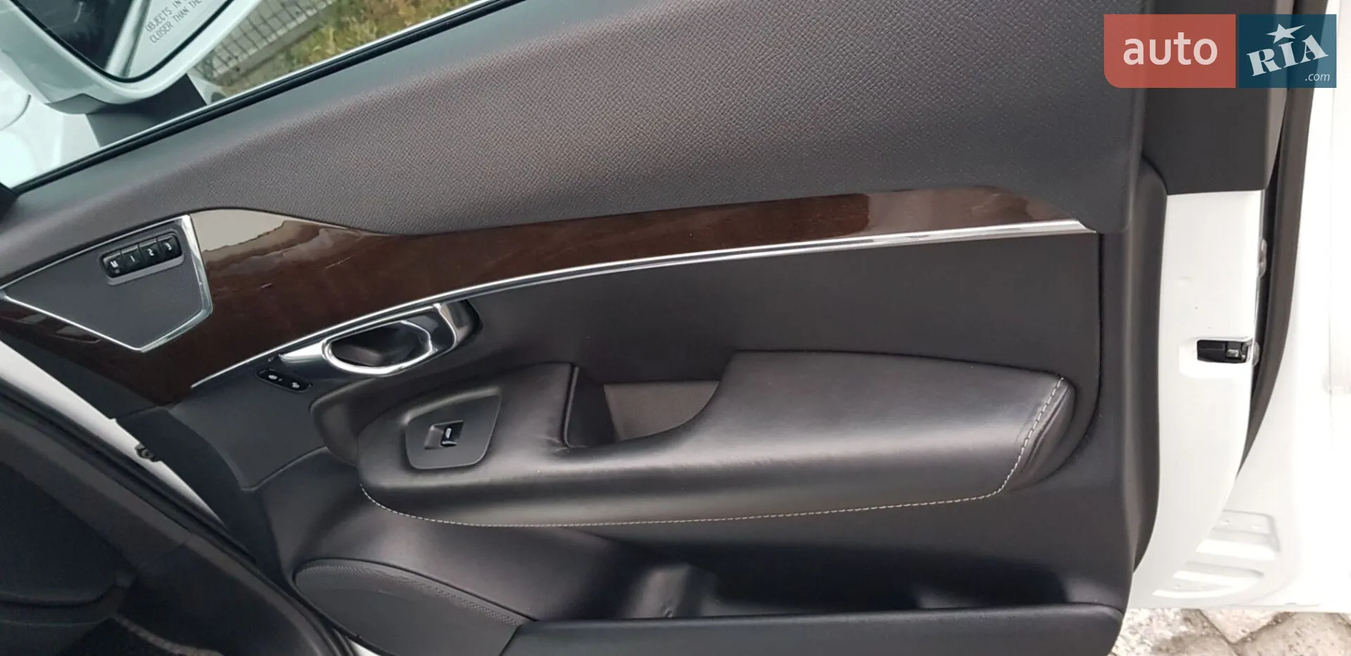 2016 Volvo XC90 - мініатюра 16