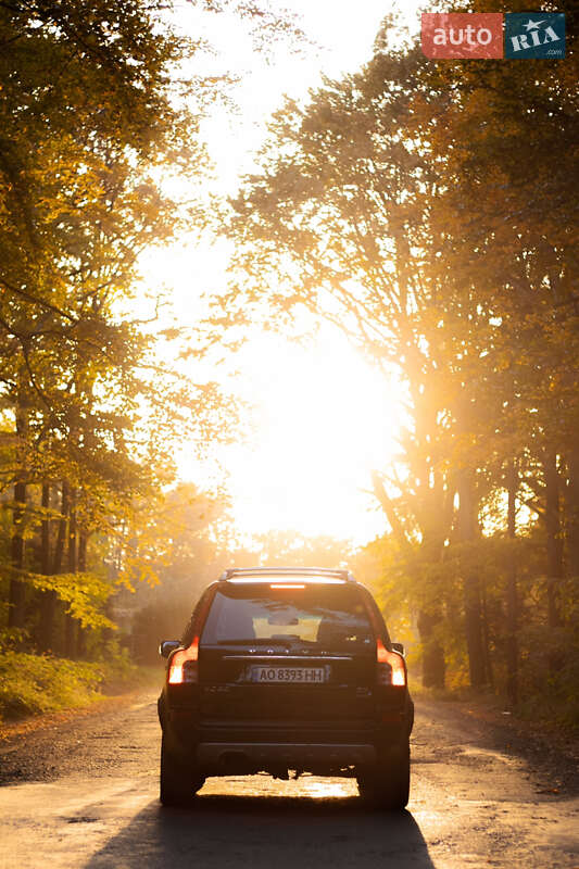 Внедорожник / Кроссовер Volvo XC90 2010 в Иршаве