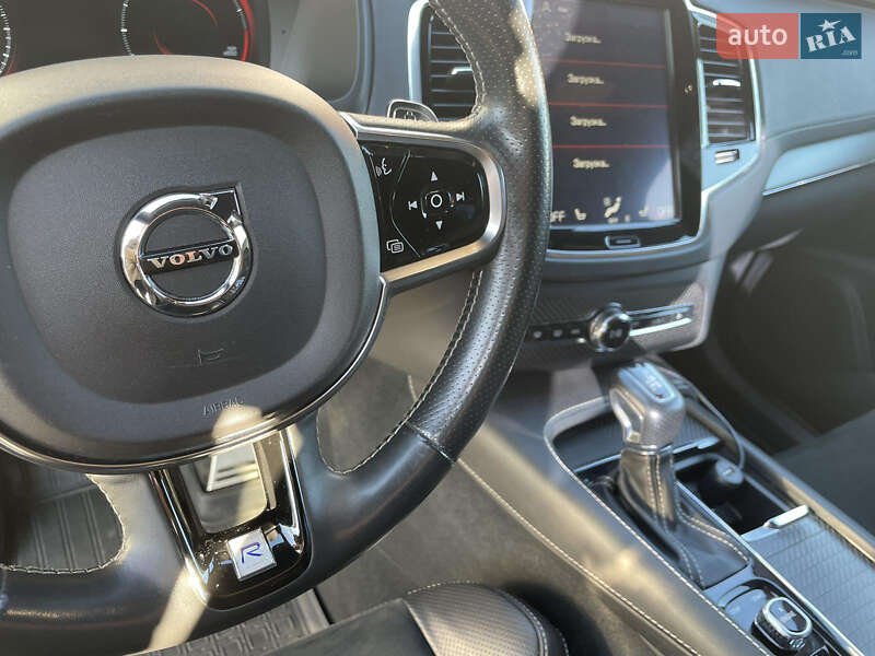 Позашляховик / Кросовер Volvo XC90 2016 в Києві
