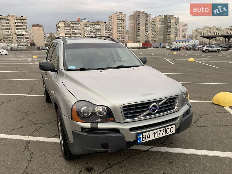 Седан Volvo XC90 2003 в Киеве