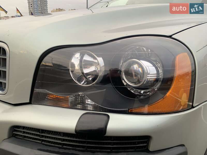 Седан Volvo XC90 2003 в Киеве