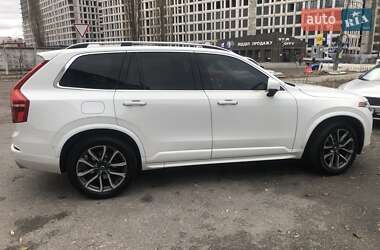 Внедорожник / Кроссовер Volvo XC90 2018 в 