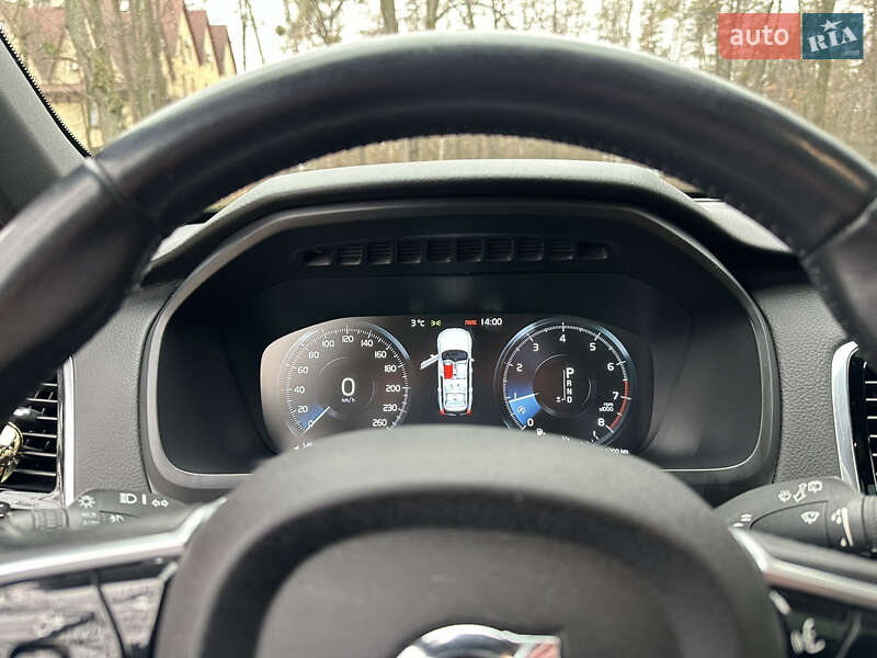 Позашляховик / Кросовер Volvo XC90 2017 в Києві