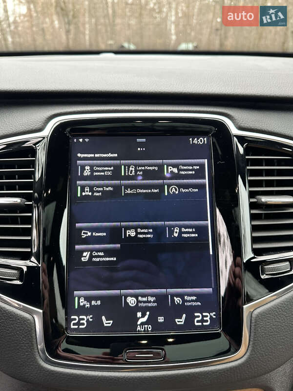 Позашляховик / Кросовер Volvo XC90 2017 в Києві