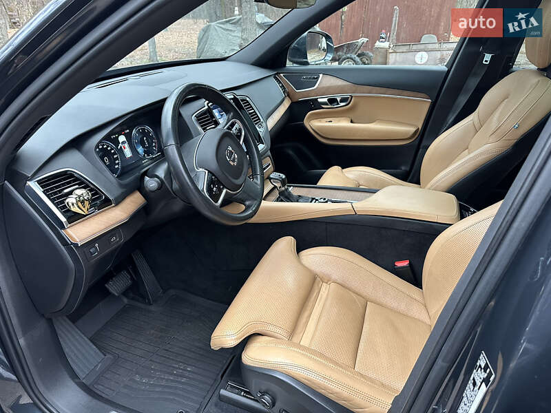 Позашляховик / Кросовер Volvo XC90 2017 в Києві