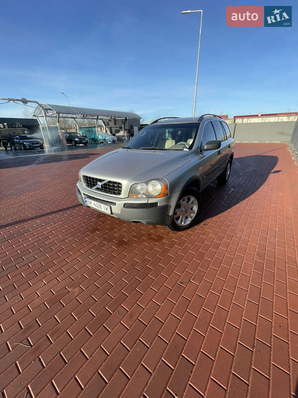 Внедорожник / Кроссовер Volvo XC90 2003 в Сарнах