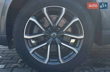 Внедорожник / Кроссовер Volvo XC90 2016 в 