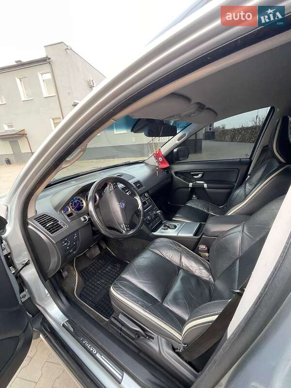 Внедорожник / Кроссовер Volvo XC90 2011 в Львове