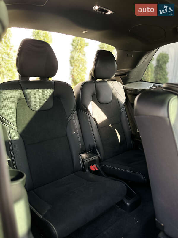 Позашляховик / Кросовер Volvo XC90 2015 в Києві фото 36 Позашляховик / Кросовер Volvo XC90 2015 в Києві