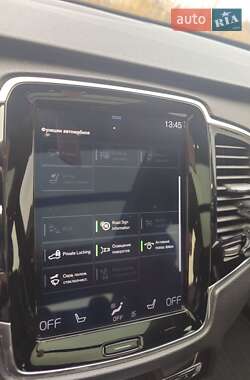Внедорожник / Кроссовер Volvo XC90 2016 в 