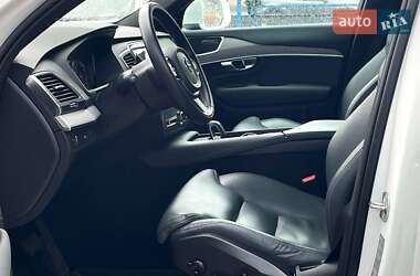 Внедорожник / Кроссовер Volvo XC90 2022 в 
