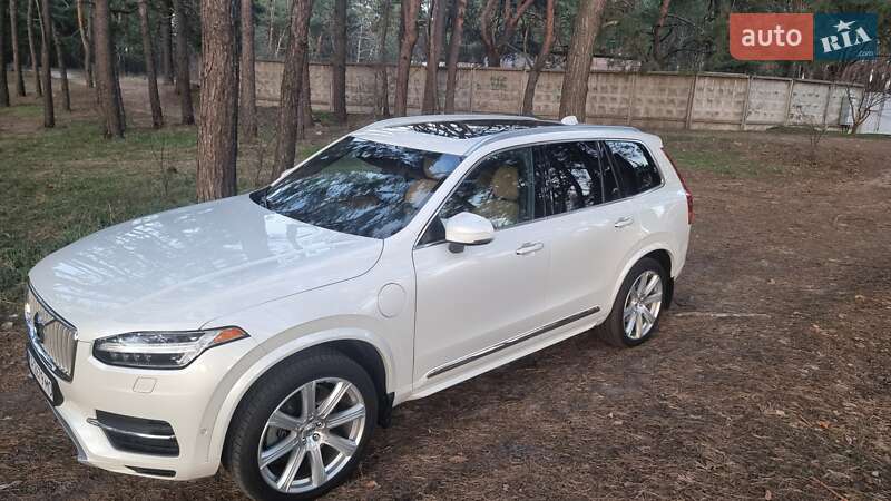Volvo XC90 2016