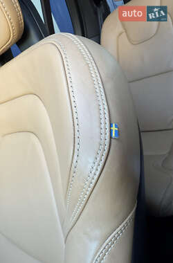 Позашляховик / Кросовер Volvo XC90 2016 в 