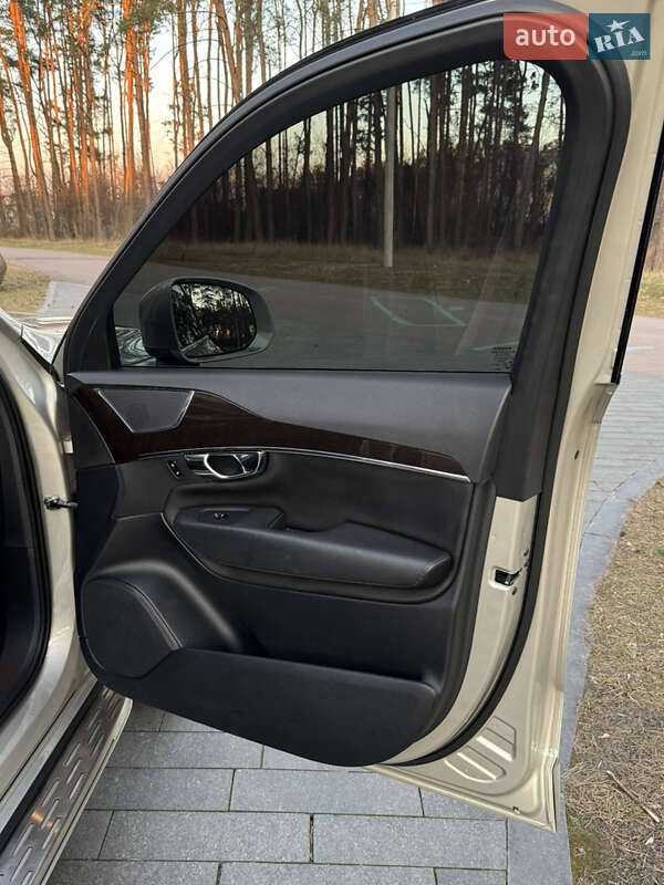 Внедорожник / Кроссовер Volvo XC90 2015 в Житомире