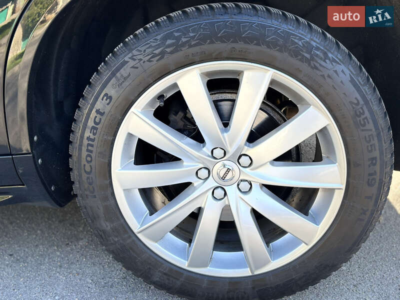 Позашляховик / Кросовер Volvo XC90 2017 в Києві