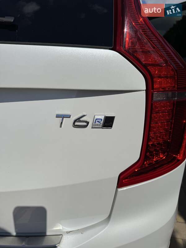 Внедорожник / Кроссовер Volvo XC90 2015 в Тернополе