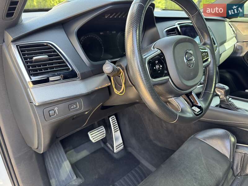 Внедорожник / Кроссовер Volvo XC90 2015 в Тернополе