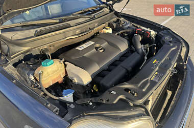 Позашляховик / Кросовер Volvo XC90 2013 в 